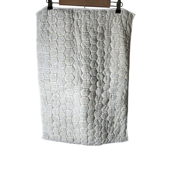POTTERY BARN Tan Blue White Quilted STANDARD Pillow Shams - Set of 2 - Picture 1 of 11